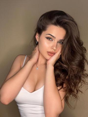 София Горничная Реал фото 2