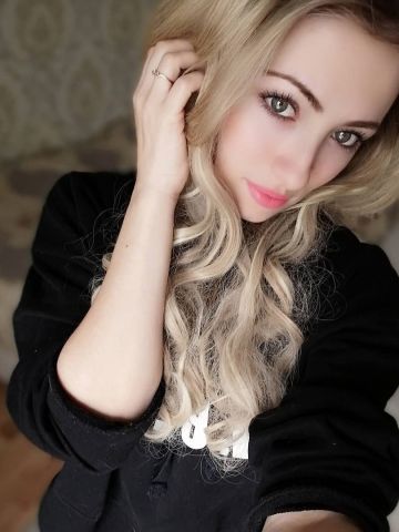 Лилия Стройная